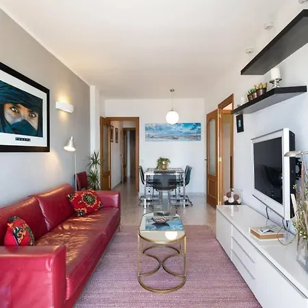 Apartment In Front Of The Pineda de Mar
